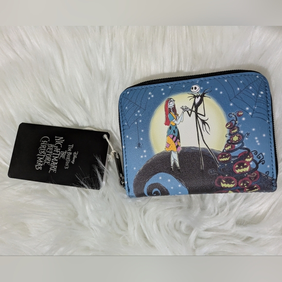 Loungefly Nightmare Before Christmas Spiral Hill Night Mini Zip Around Wallet - Picture 4 of 5